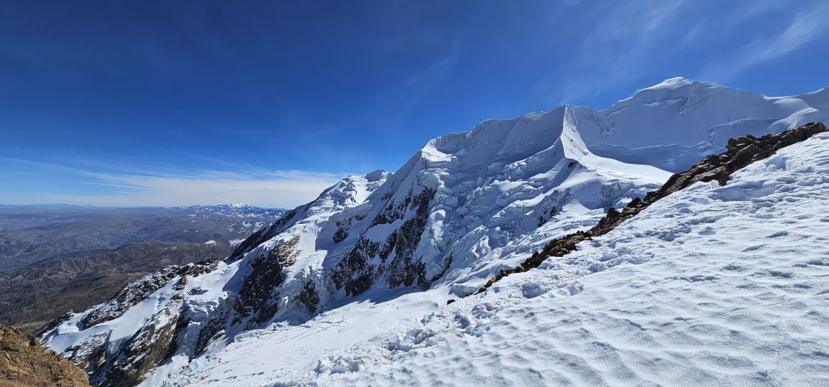 the hypoxic hill hoppers summit illimani