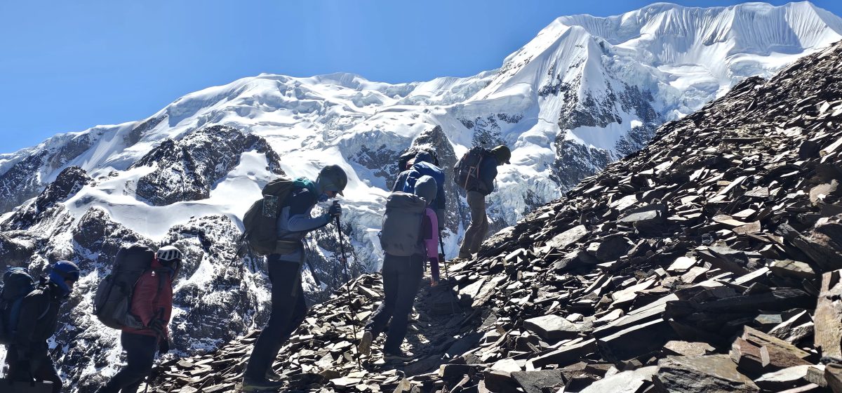 hypoxic hill hoppers at illimani high camp