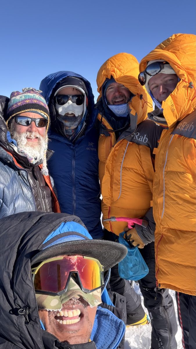"peraponken peak patrol" summits and begins descent!