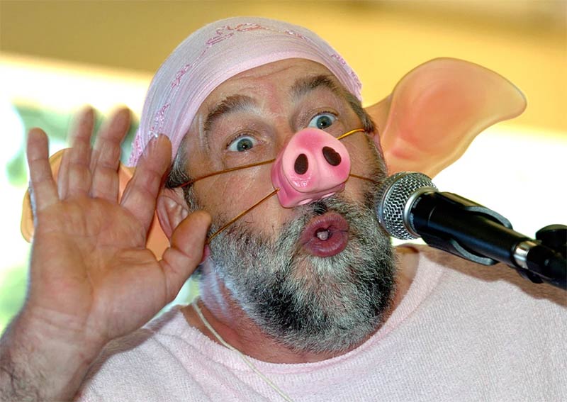 stepping out of your comfort zone by screaming like a pig