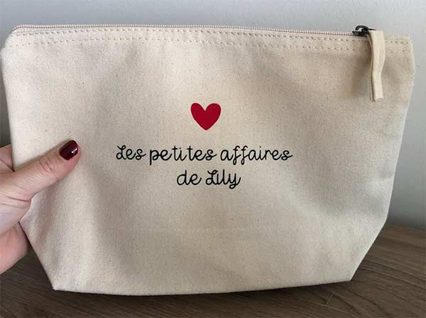 Tote bag with French text personalized with name