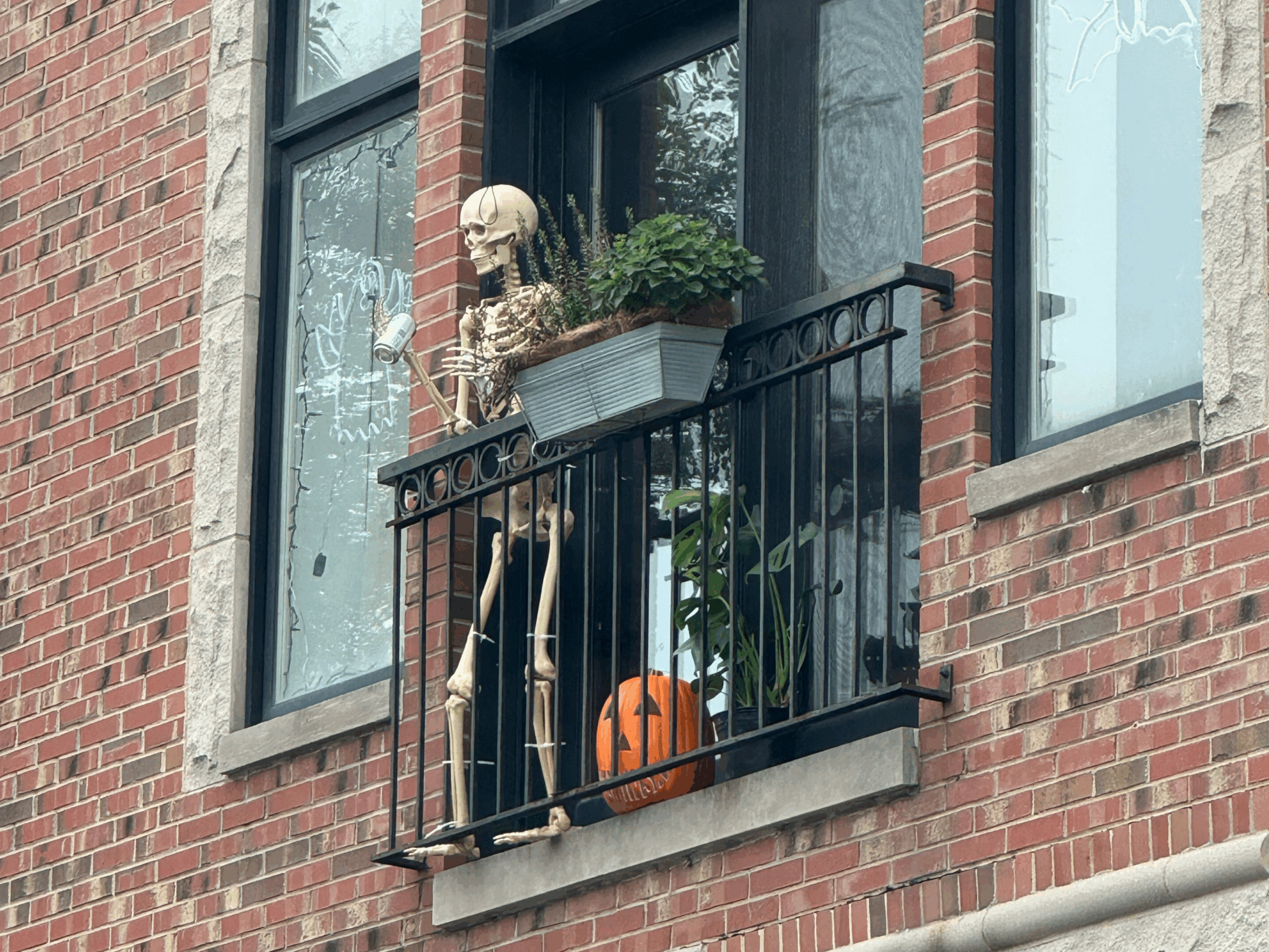 A simple Halloween decoration idea.