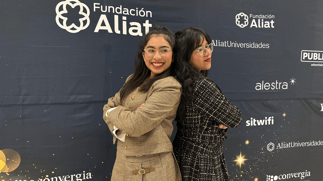 Attendees posing for photo