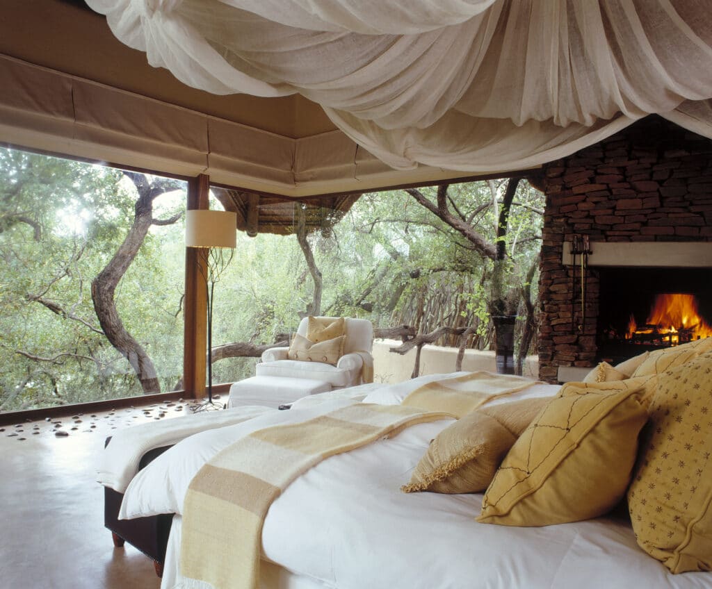 Suite at a luxury lodge in South Africa | Photo credits: Madikwe Safari Lodge