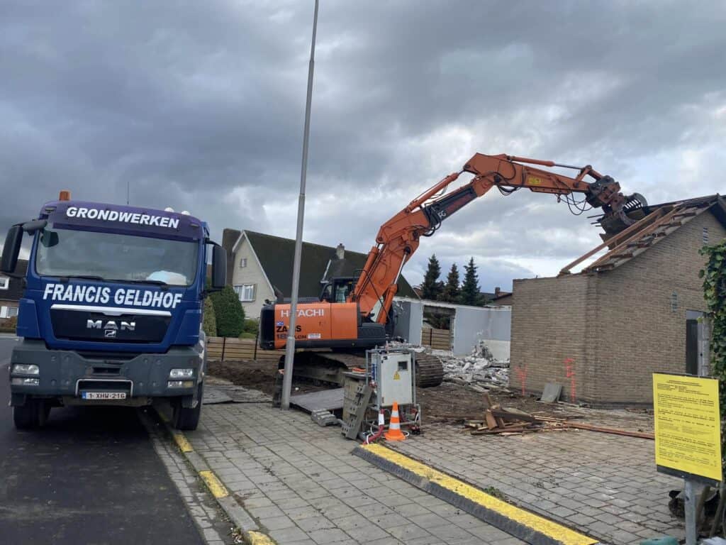 Grondwerken Francis Geldhof ()