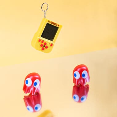 1565 Pacman Keyring Mirrored Square Fizz Creations PAC-MAN Keyring Arcade Mirror