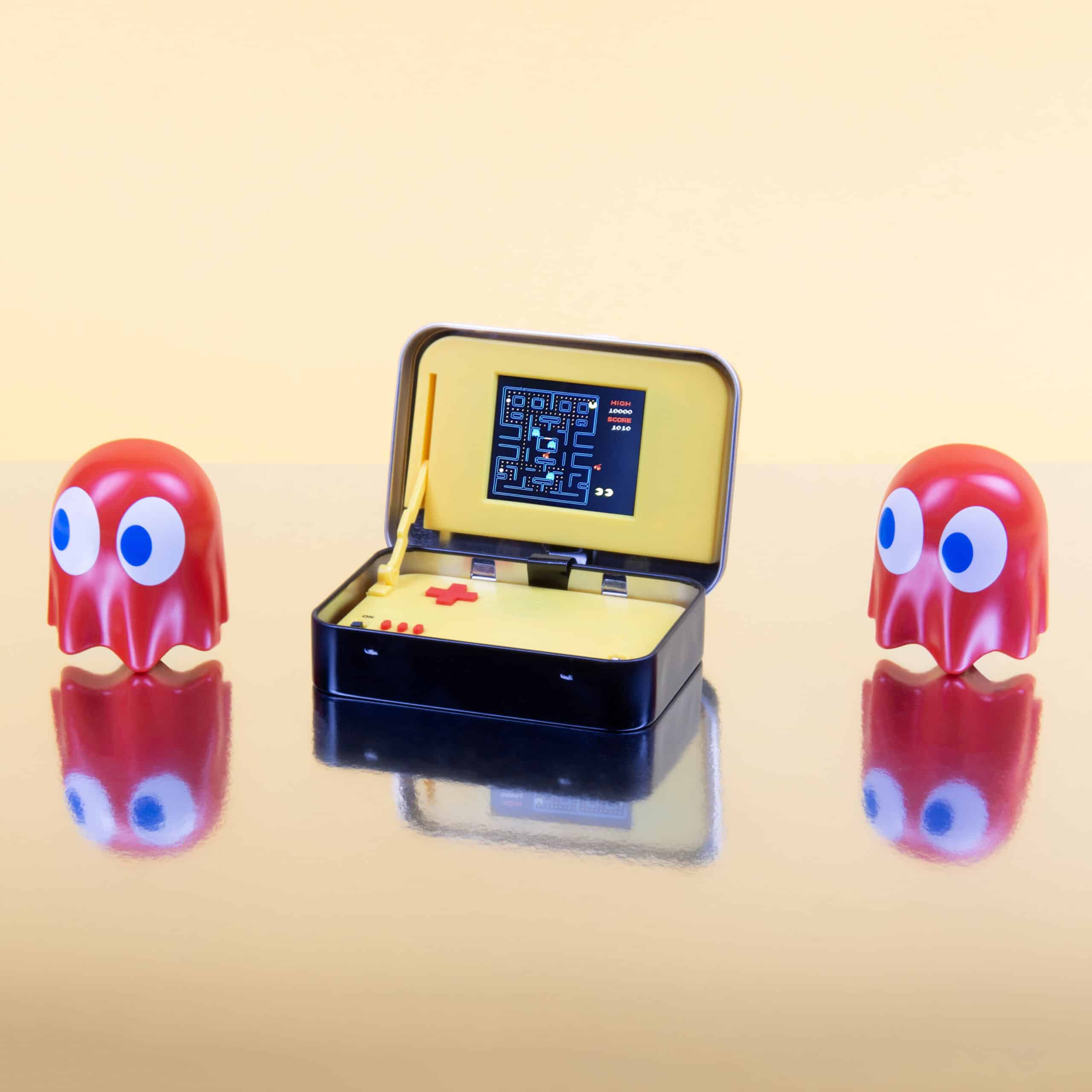 1933 PAC-MAN Arcade in a Tin with screen Square Pacman Arcade Game in a Tin by Fizz Creations