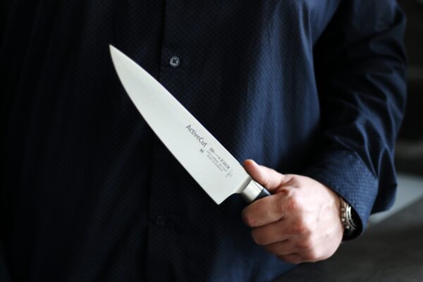 Kuchársky kovaný nôž Dick zo série ACTIVE CUT v dĺžke 21 cm - Image 5