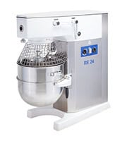 Univerzálny robot RE 24 - 30L