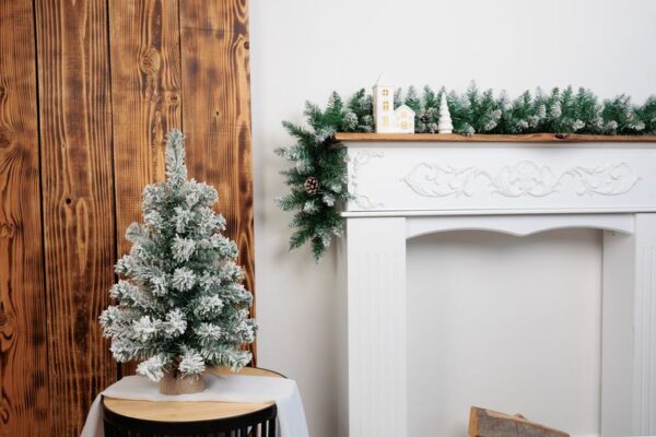 Stromček MagicHome Vianoce Snowy, jedľa v jute, zasnežený, 60 cm – Obrázok 2