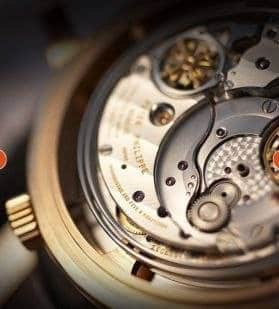 Brad Pitt Bestows Patek Philippe to Betrothed Angelina Jolie