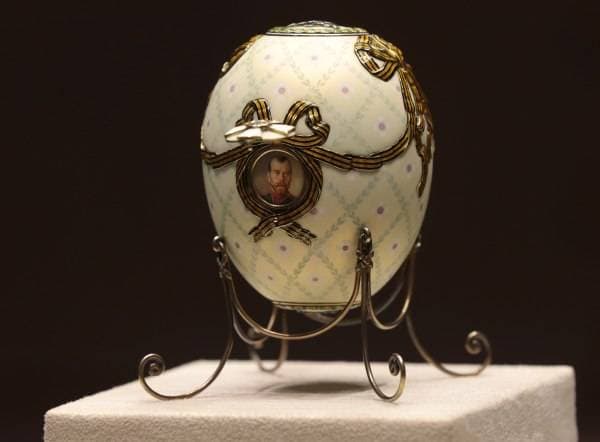 Russian Billionaire Viktor Vekselberg Displays Fabergé Collection