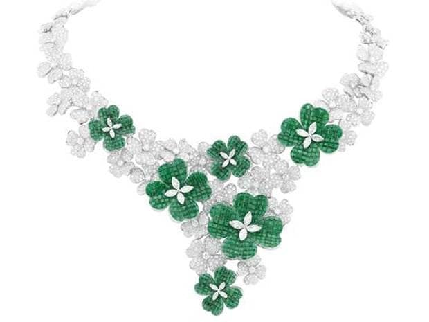 Van Cleef & Arpels Dazzles at Doha Jewelry & Watches Exhibition