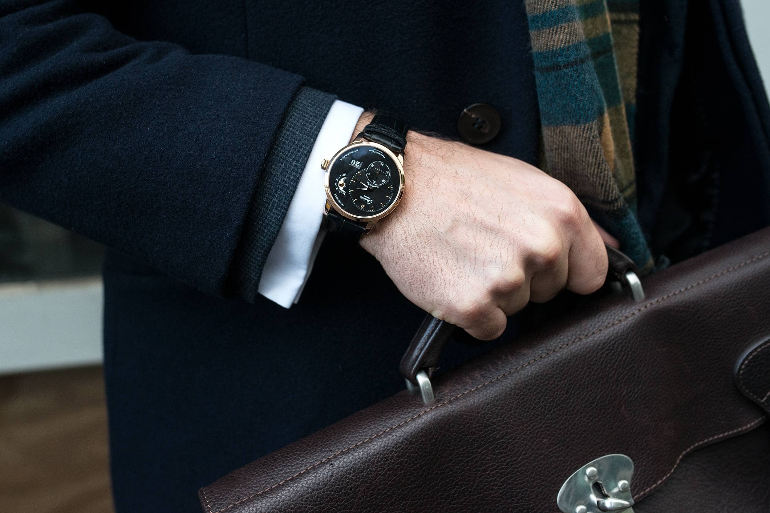 Hands On The Glashutte Original PanoMaticLunar Watch