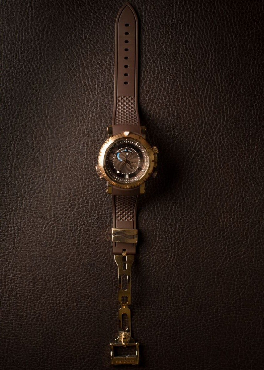 This Breguet Marine features an alarm function which can be heard underwater