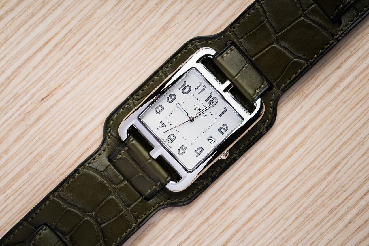 Ladies Watches: Should They Be Trend Setting Or Trend Following?
