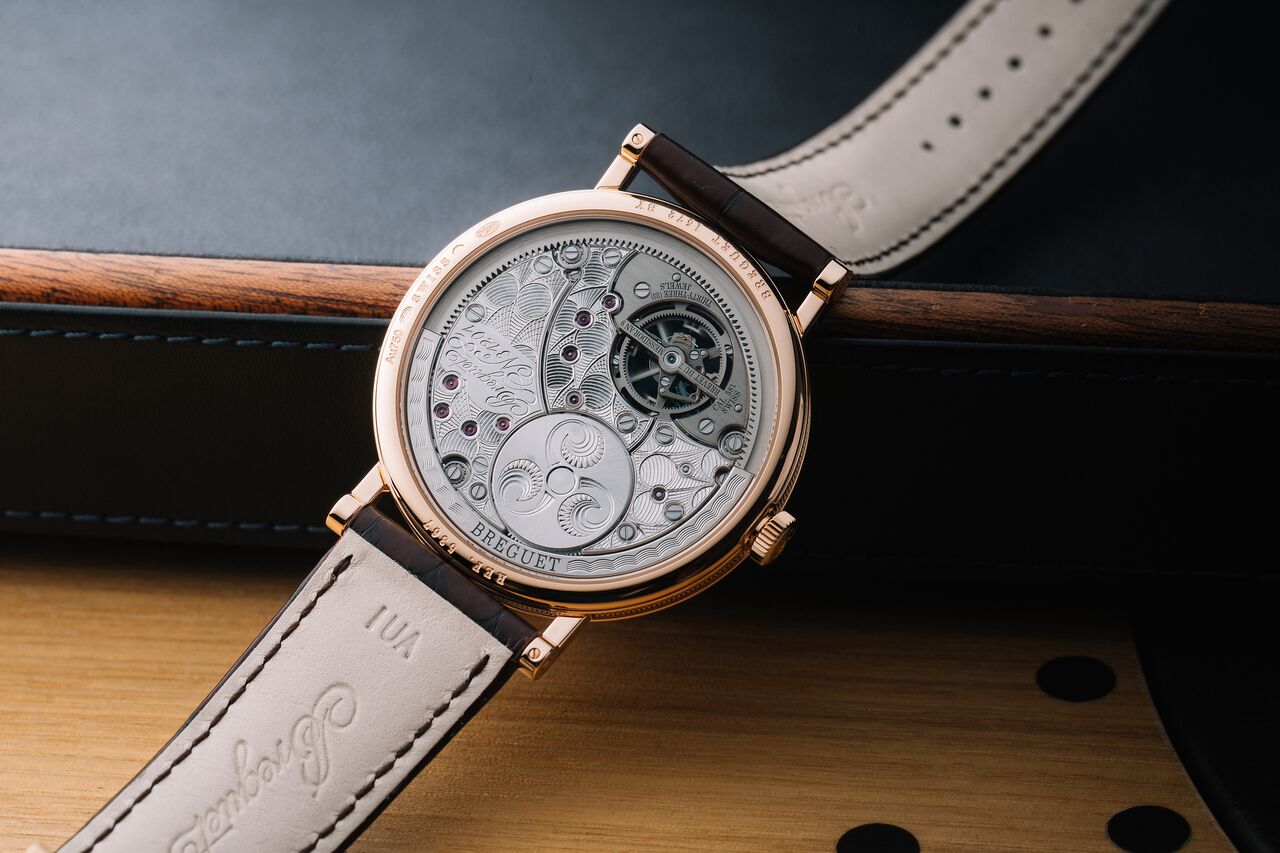 Breguet Classique Tourbillon Extra-Plat Automatique 5367 Grand Feu Enamel
