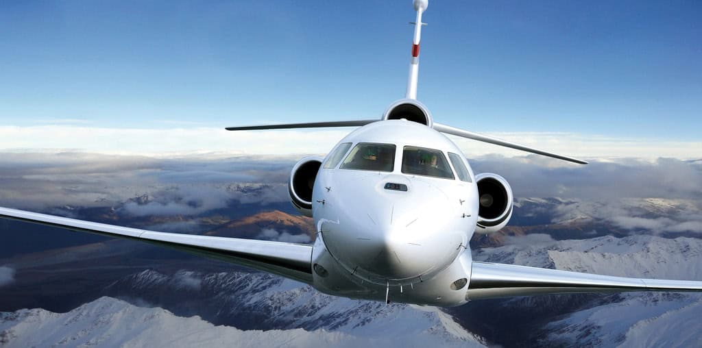 15.Dassault_Falcon 8X_flight - Haute Living - United States-min