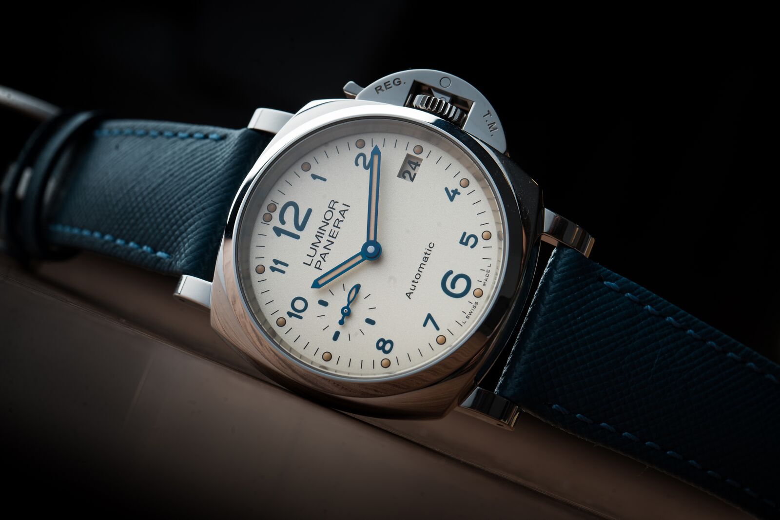 Punchy Petites: Smaller Versions of Well-Known Luxury Watches