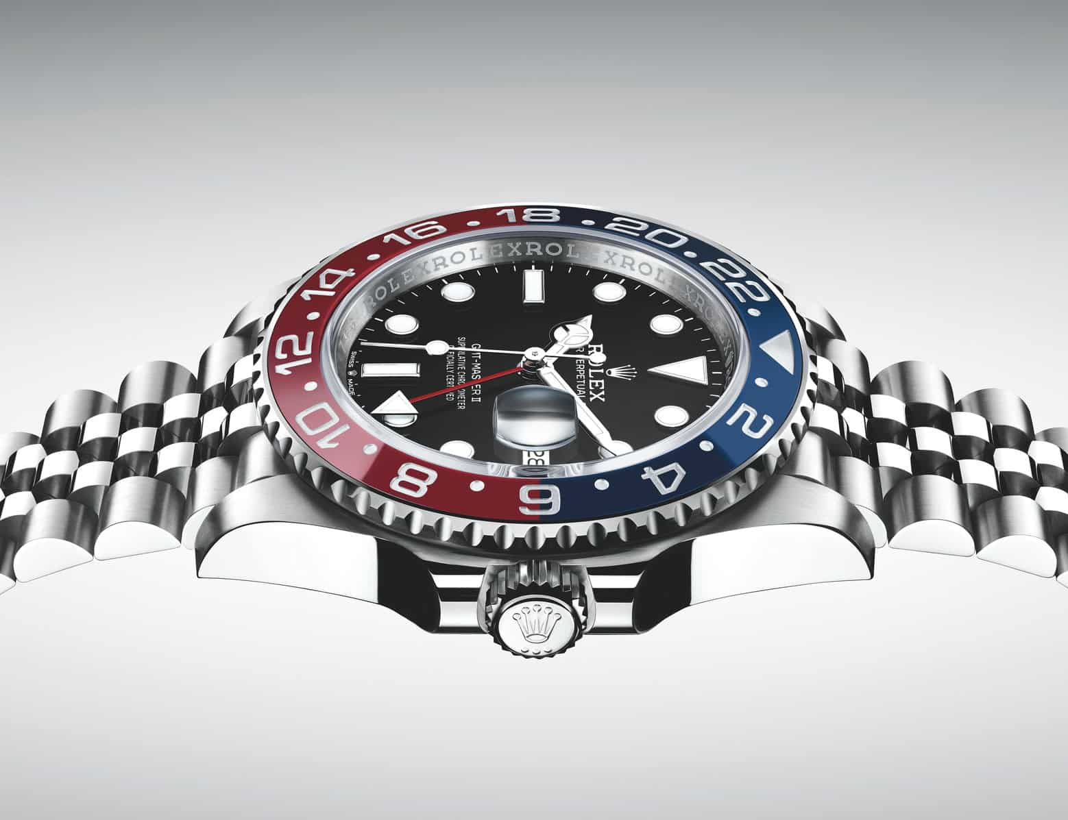 Hot Hues: GMT Watches With Red and Blue Bezels