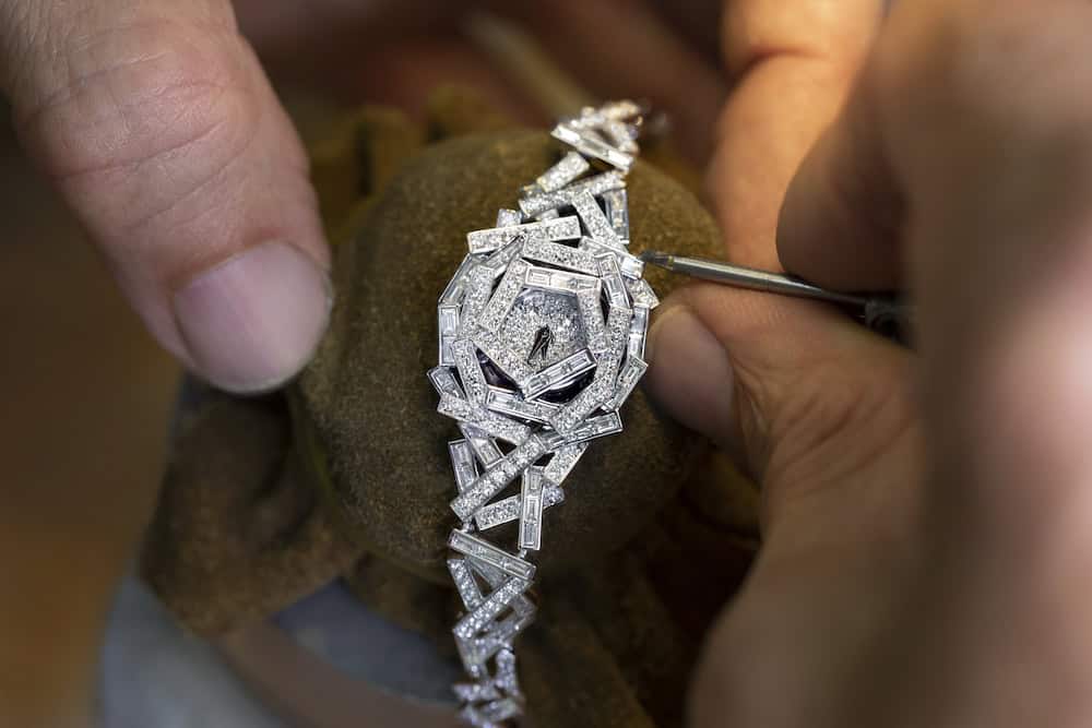 Graff Stitches With Diamond Thread