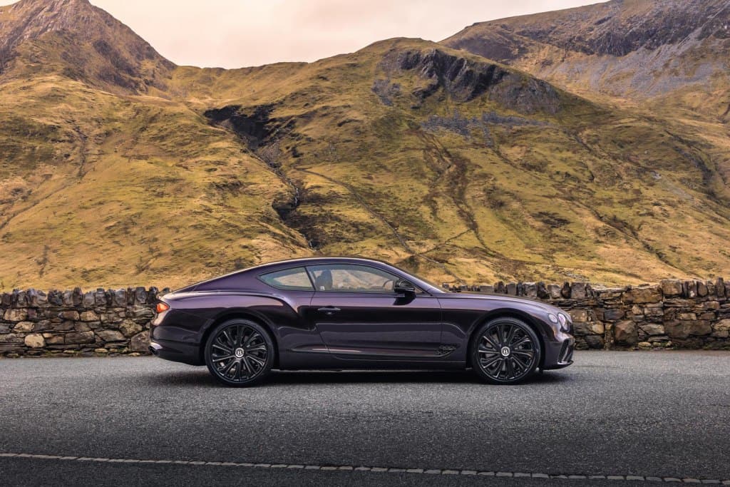 Mulliner Introduces Bentley Blackline Continental GT and GT Convertible.