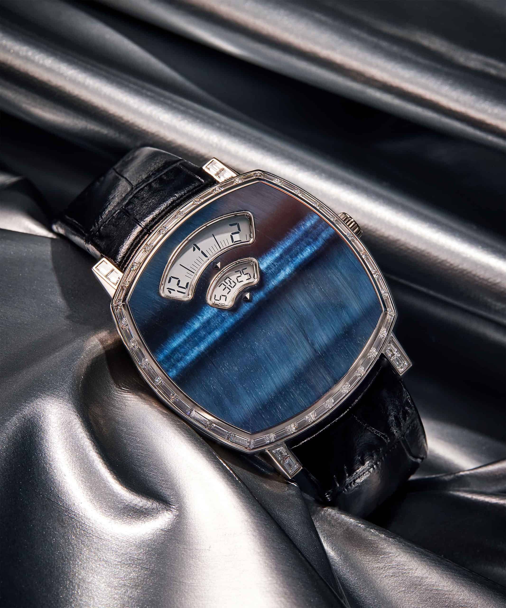 GUCCI TIMEPIECES HAUTE LIVING