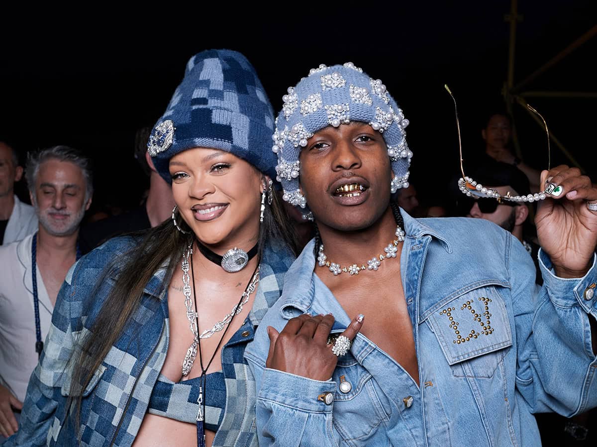 Rihanna Wears The $670,000 Jacob & Co. Brilliant Flying Tourbillon Watch As A Choker