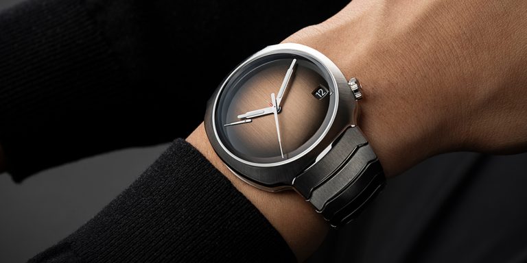 Haute News: H. Moser & Cie Drops A New Streamliner Perpetual Calendar Concept Smoked Salmon