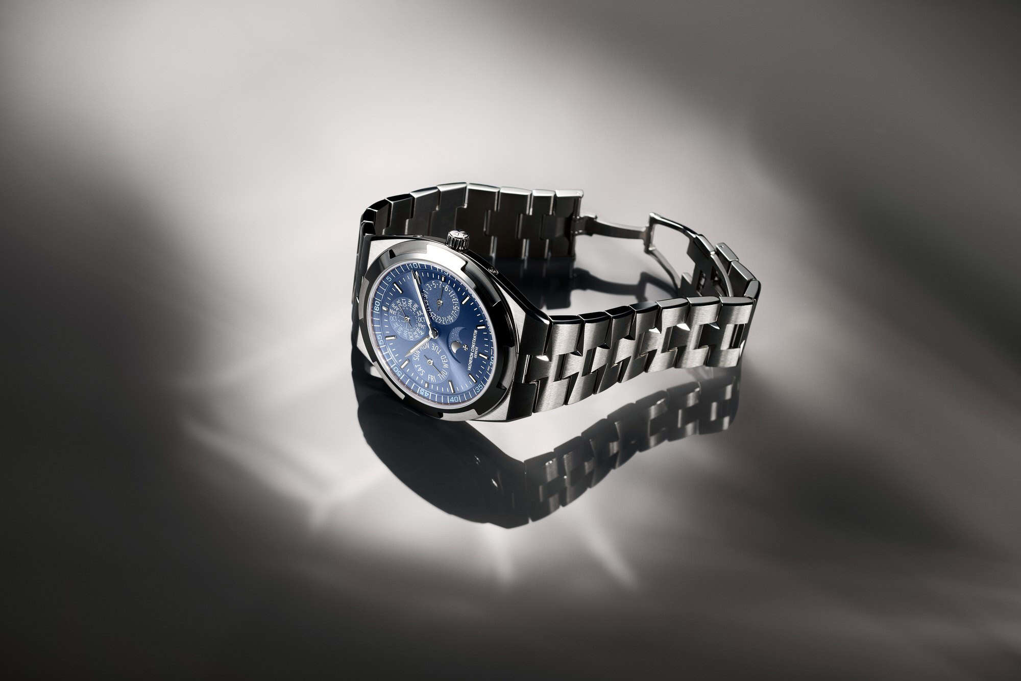 Vacheron Constantin Overseas Perpetual Calendar Ultra-Thin