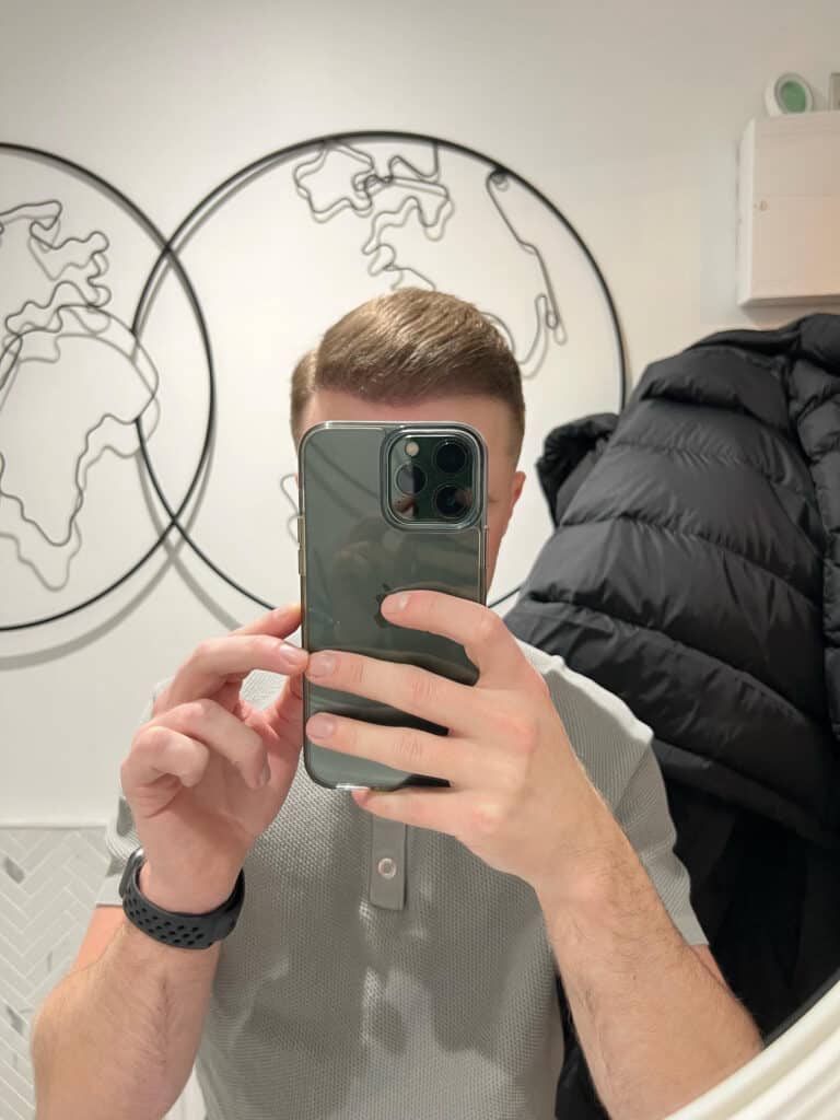 4319ACAE A8F6 4898 B4CD DEF95C6F3CCA 2