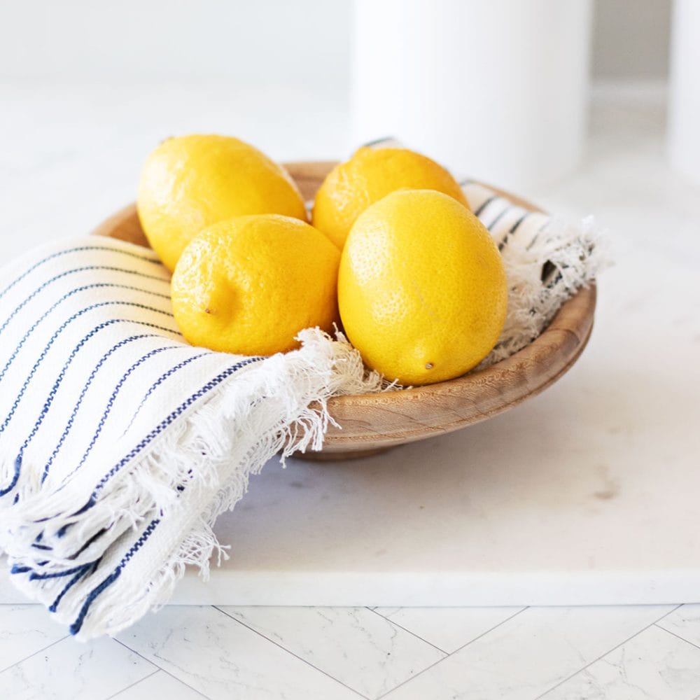 bowl of lemons