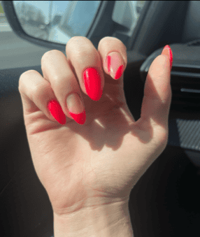 manicure vorm roze