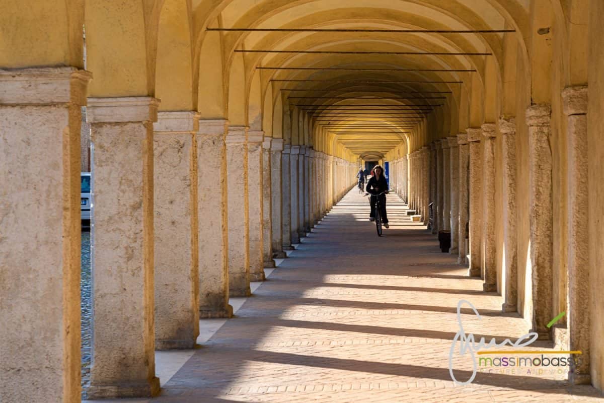 Il Loggiato Dei Cappuccini A Comacchio