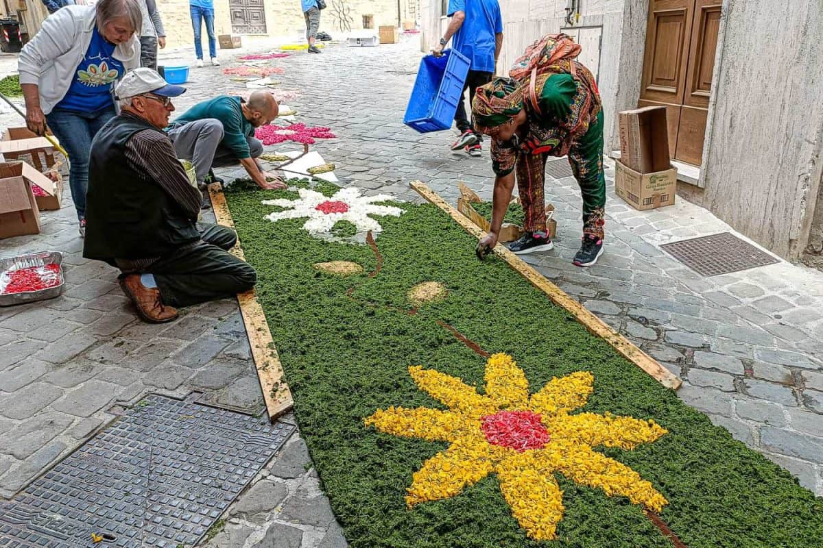 Infiorata Del Corpus Domini A Cupramontana