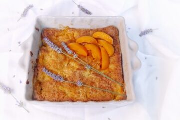 Présentation Gateau moelleux aux abricots