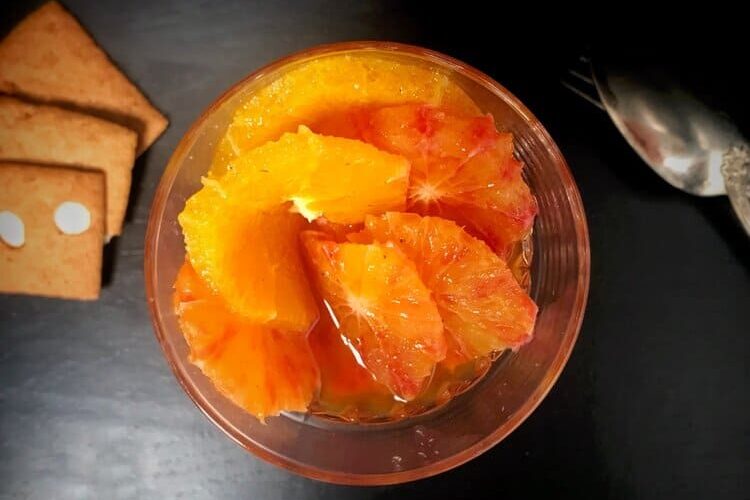 salade d'oranges et caramel épicé : un dessert tout en vitamines et en fraicheur
