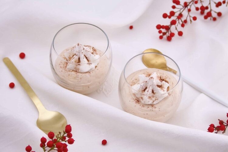 des verrines chic de mousse à la crème de marrons sans oeuf