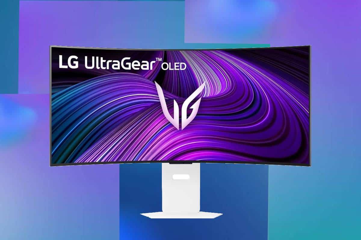 Premium all white ultrawide OLED gaming monitor from LG is 39% off the ...