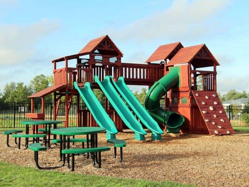 Do Playsets Ever Go On Sale? The Best Time To Buy Sunshine & Play