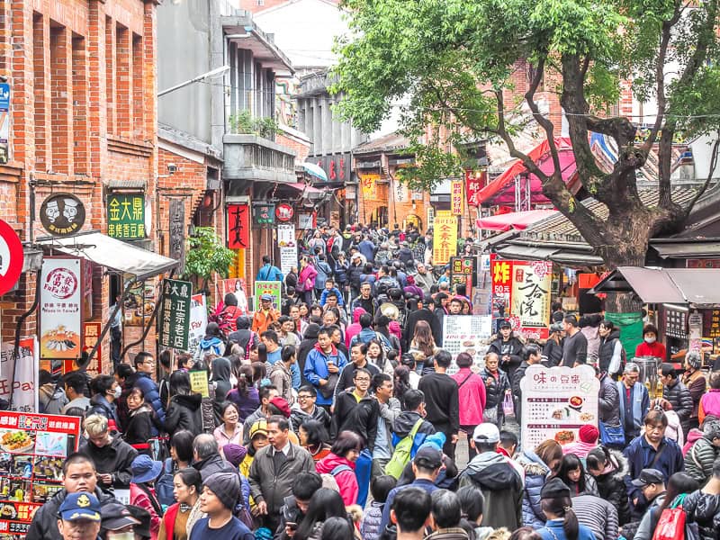 A sea of people on Shenkeng Old Street