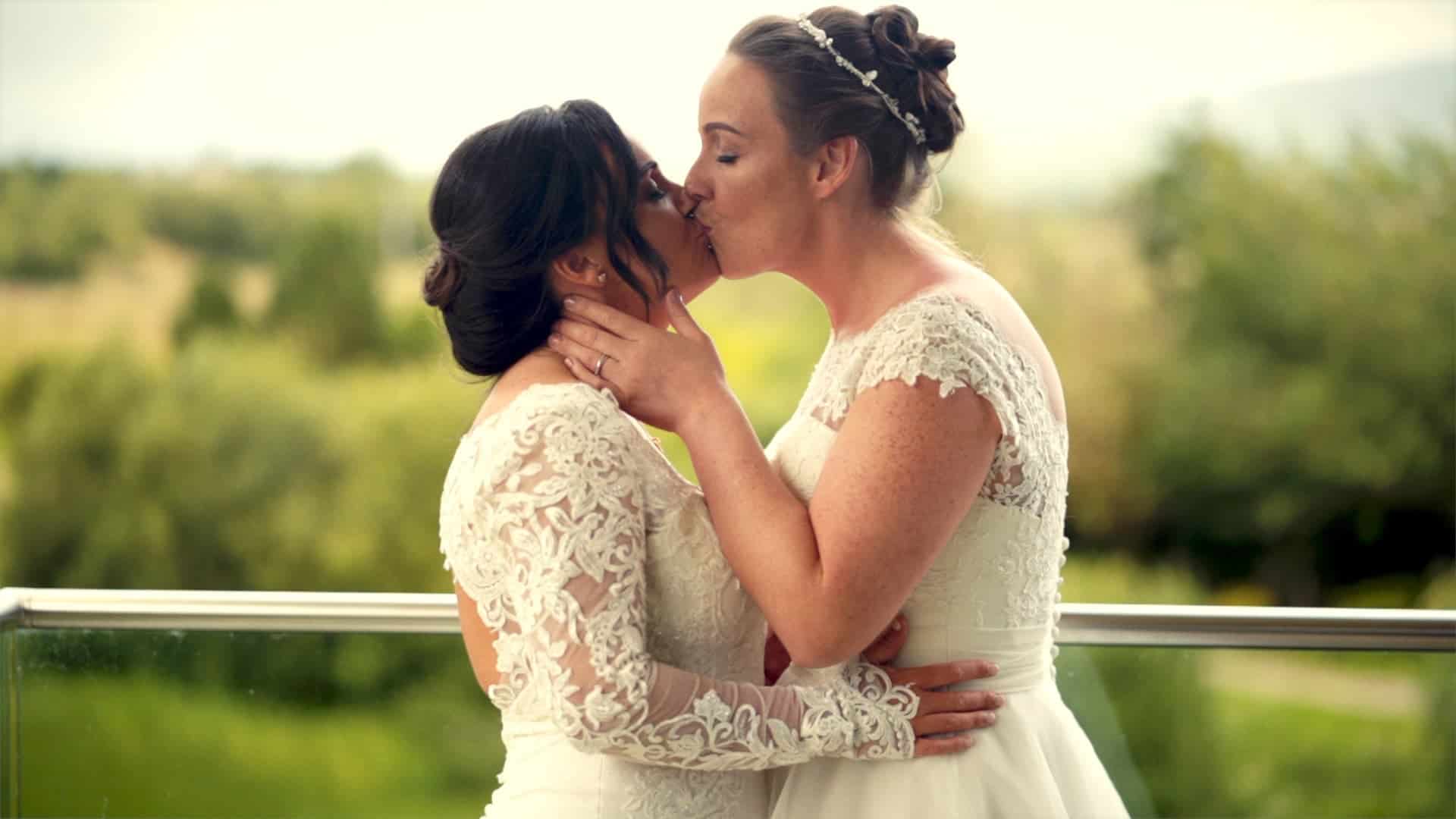 Susanandjacqui 00 Teaserthumbnail2