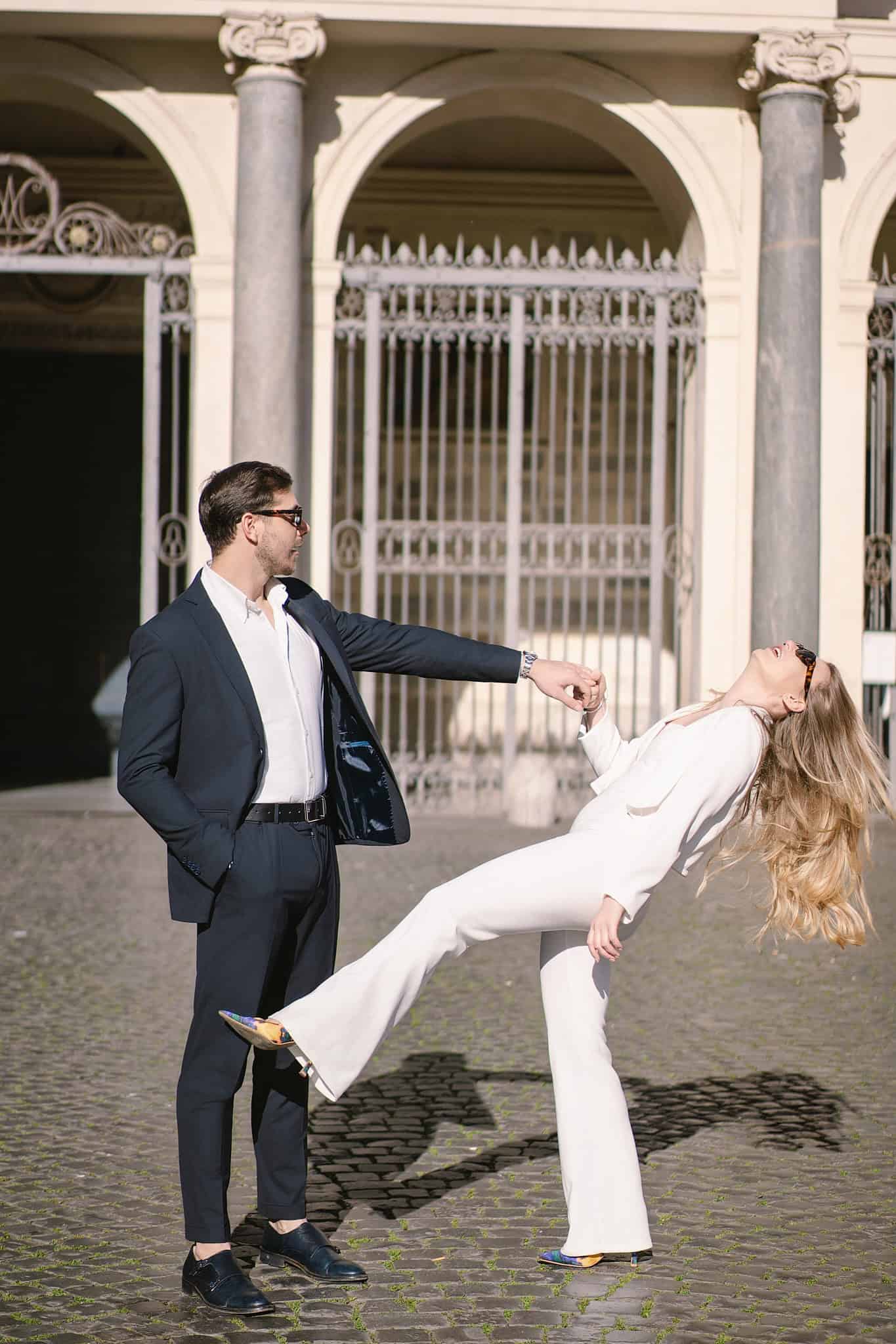 Denisa E Luca 032