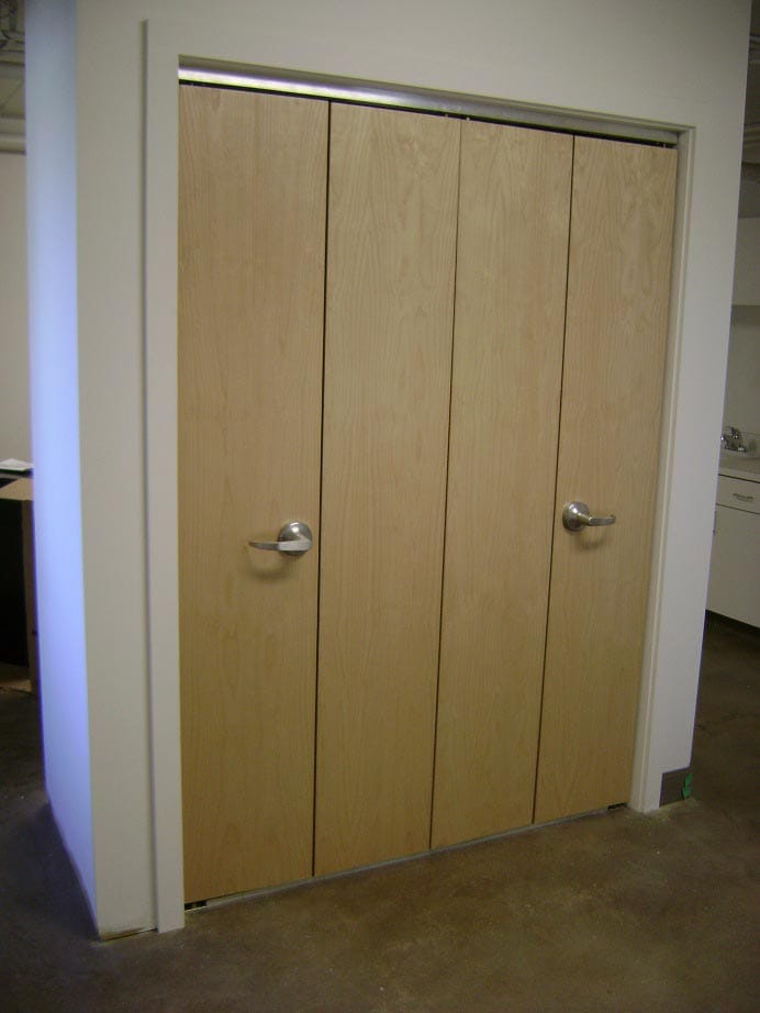 resident-advisor-closet