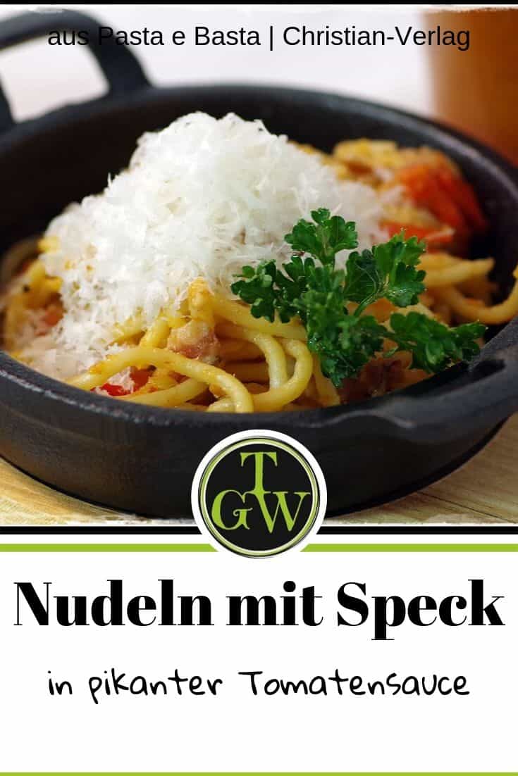 Pasta all'amatriciana | Pasta mit Speck und Zwiebeln - Pinterest - Foodblog Topfgartenwelt