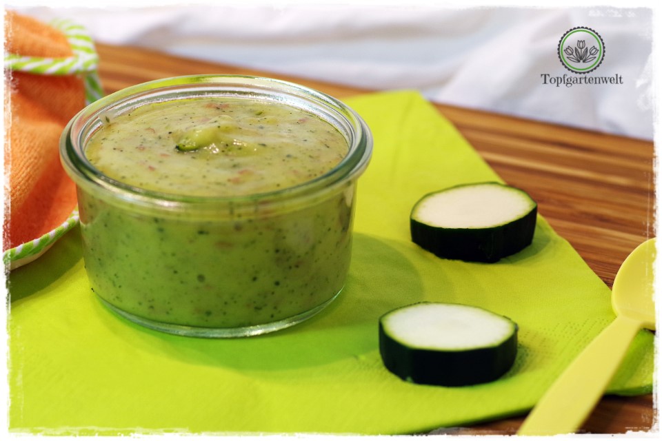 Zucchini-Kartoffel-Brei für Babys ab vier Monaten - Foodblog Topfgartenwelt