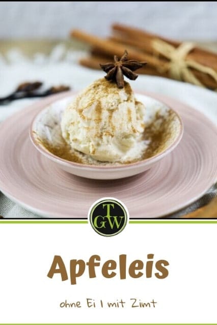 Cremiges Apfeleis ohne Ei mit Zimt und Vanille aus der Eismaschine