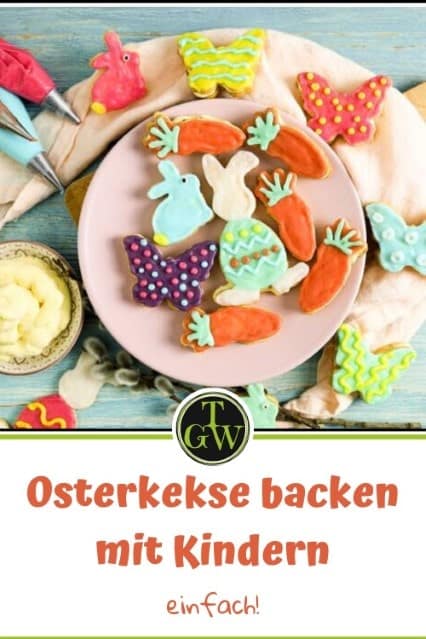 Bunte Osterkekse aus Mürbeteig gefüllt mit Zitronenbuttercreme