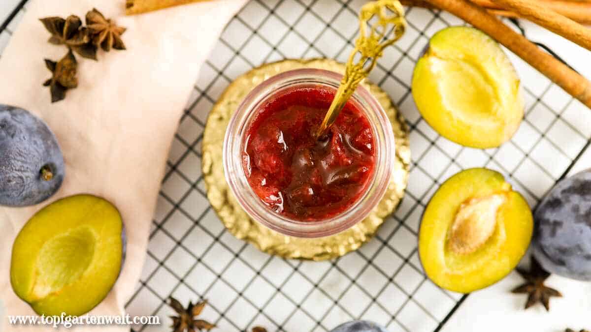 Zwetschkenröster einkochen und haltbar machen - Foodblog Topfgartenwelt