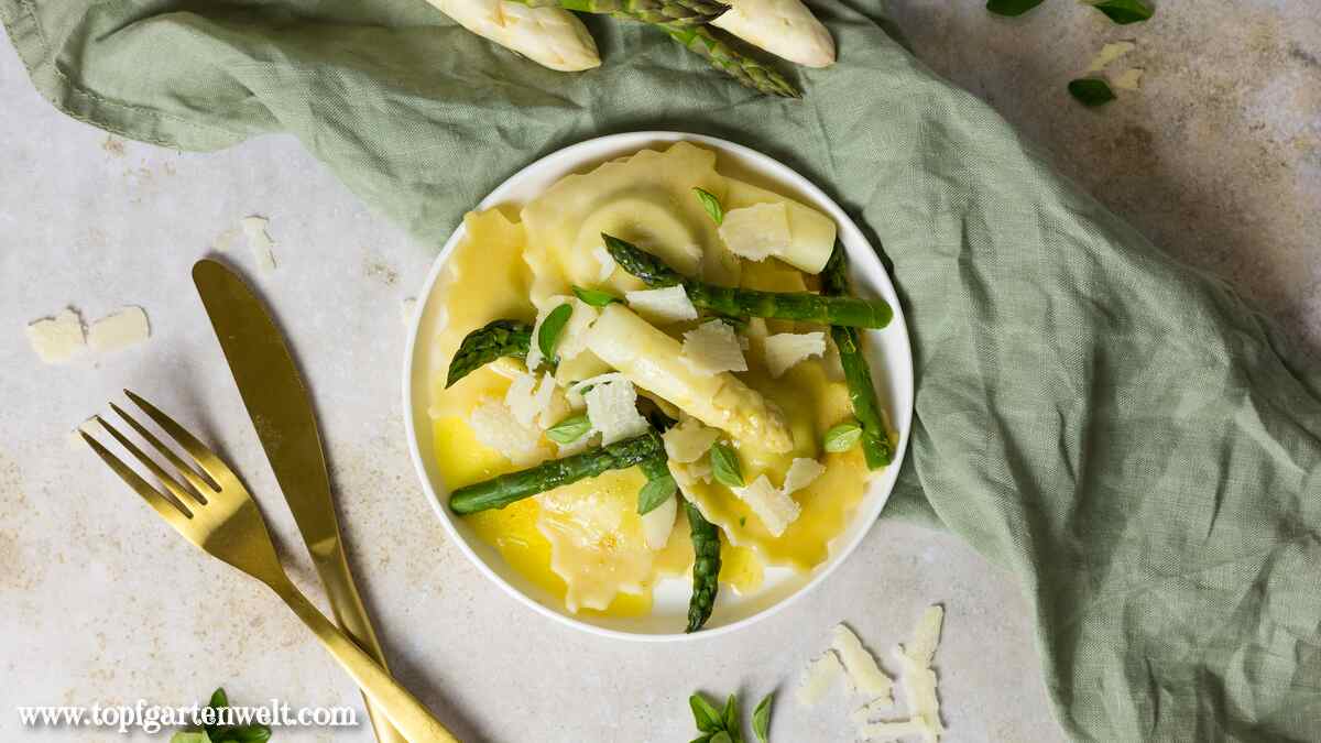 Spargel Ravioli mit Ricotta und Parmesan - Foodblog Topfgartenwelt